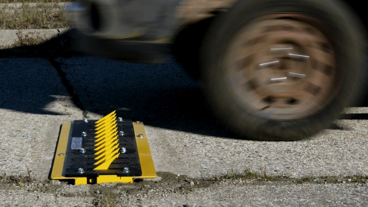 Do our road spikes ACTUALLY pop tires?
