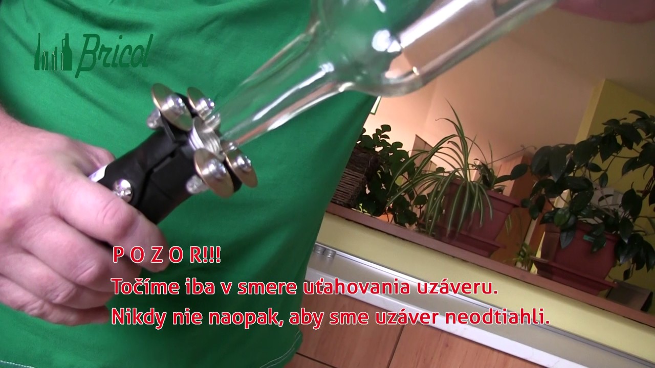 Uzatváranie hliníkových uzáverov a zalisovanie poistky kliešťami