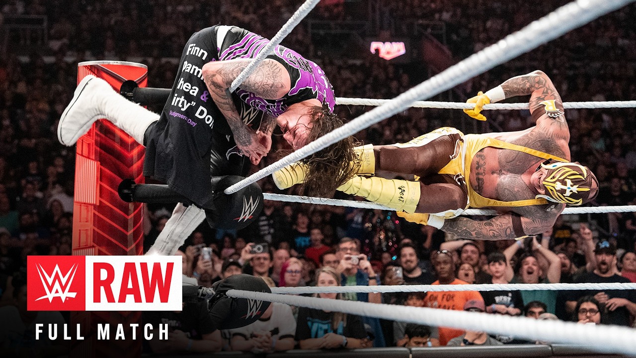 ПОЛНЫЙ МАТЧ: Рей Мистерио против Доминика Мистерио: Raw, 1 июля 2024 г.