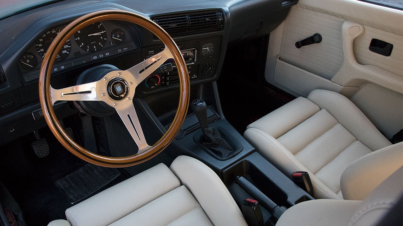 Установил руль Nardi Classic в BMW E30