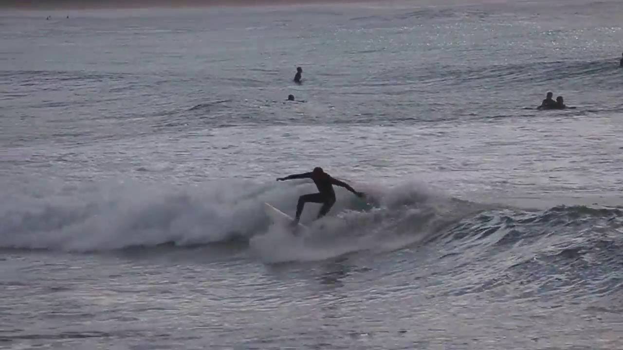 Surfing Collaroy