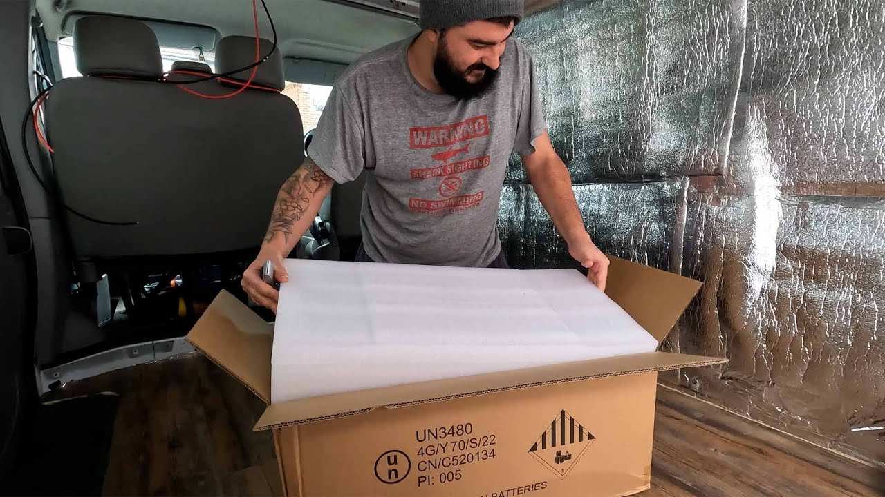 New Campervan Heart - Fogstar Drift | Unboxing our electrics for Vanlife!