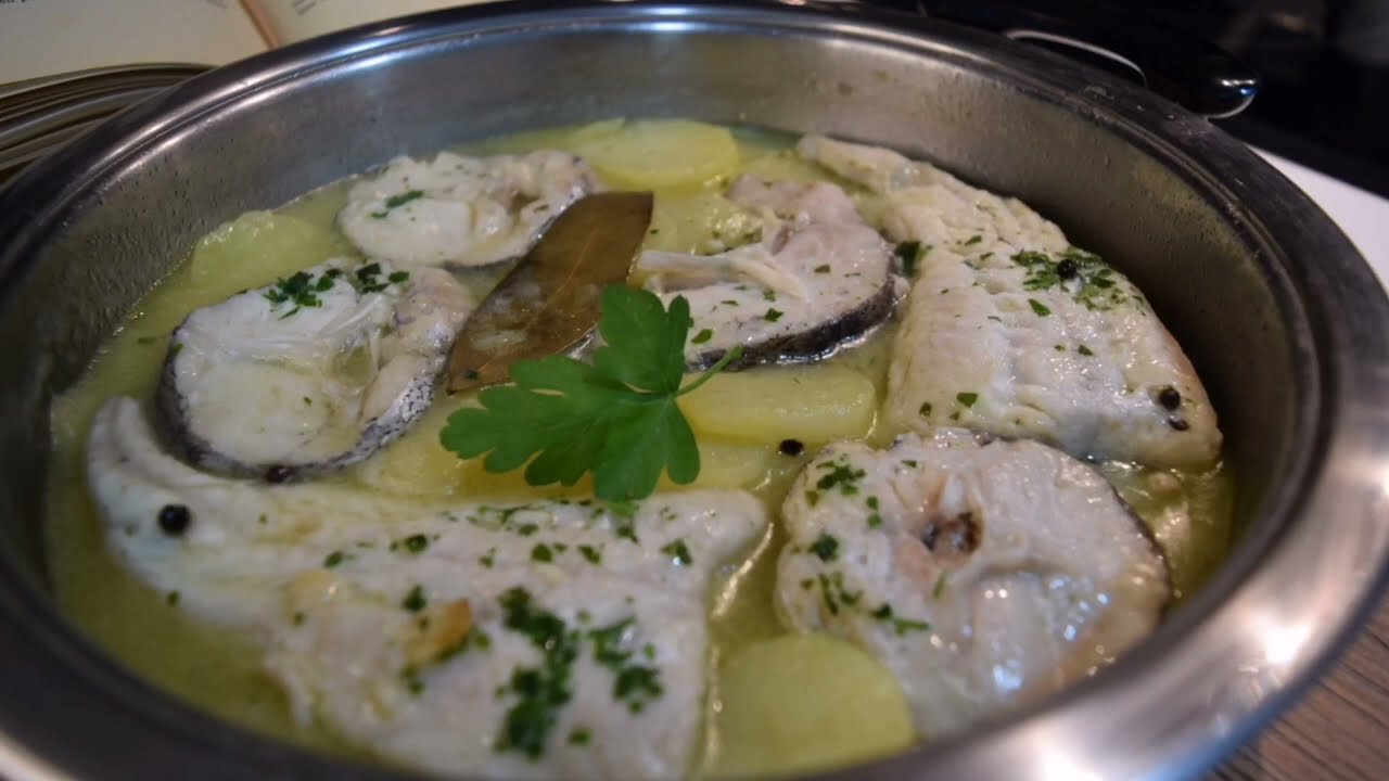 Merluza en Salsa Verde | Receta con AMC Fácil, Rápida y Saludable