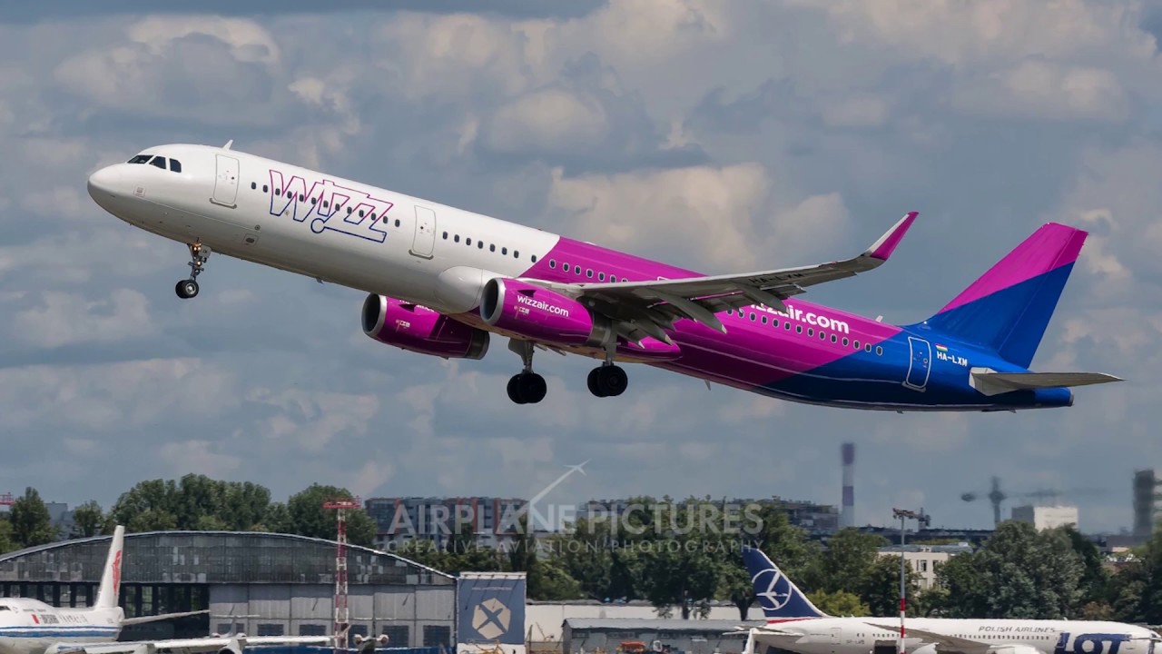 Emergency landing WizzAir- Warsaw 31.08.2019