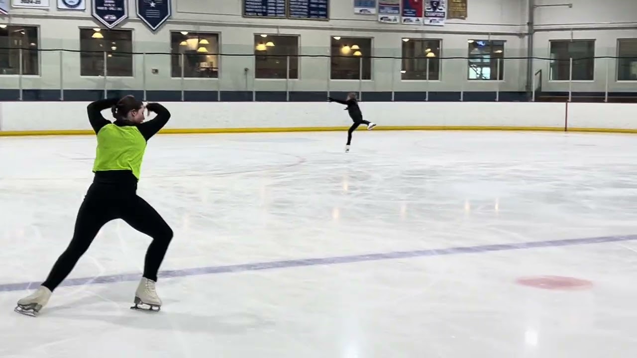 Macie La Riviere Pre Bronze freeskate