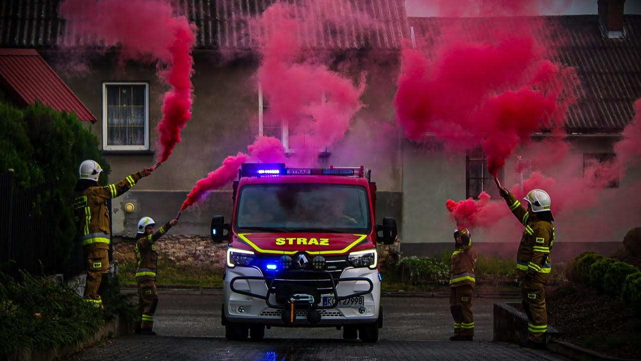 Przyjazd oraz powitanie nowego lekkiego samochodu ratowniczo-gaśniczego dla OSP Zagórze 429[K]37