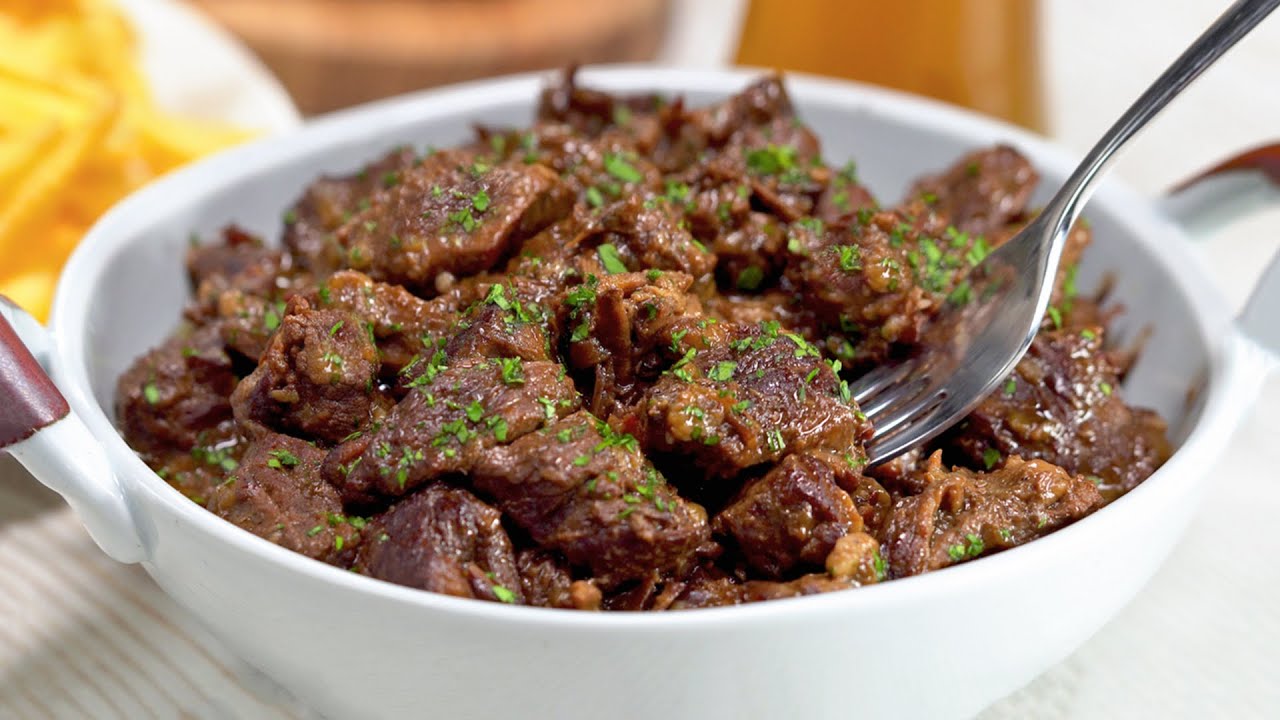 🇧🇪 Carbonnade &agrave; la Flamande | Traditional Belgium BEEF STEW - FLEMISH. Recipe by Always Yummy!