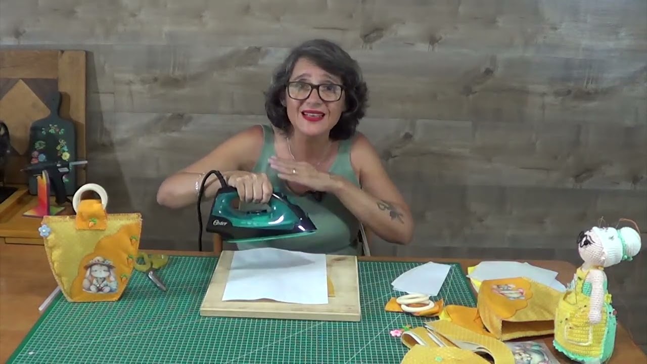 Bolsa conejito con argolla. Incluye moldes (Caja de información). Yasna Pino. Casa Puchinni.