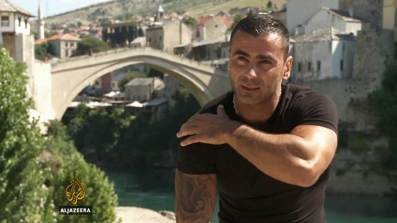 Listo, 15 godina skokova sa Starog mosta