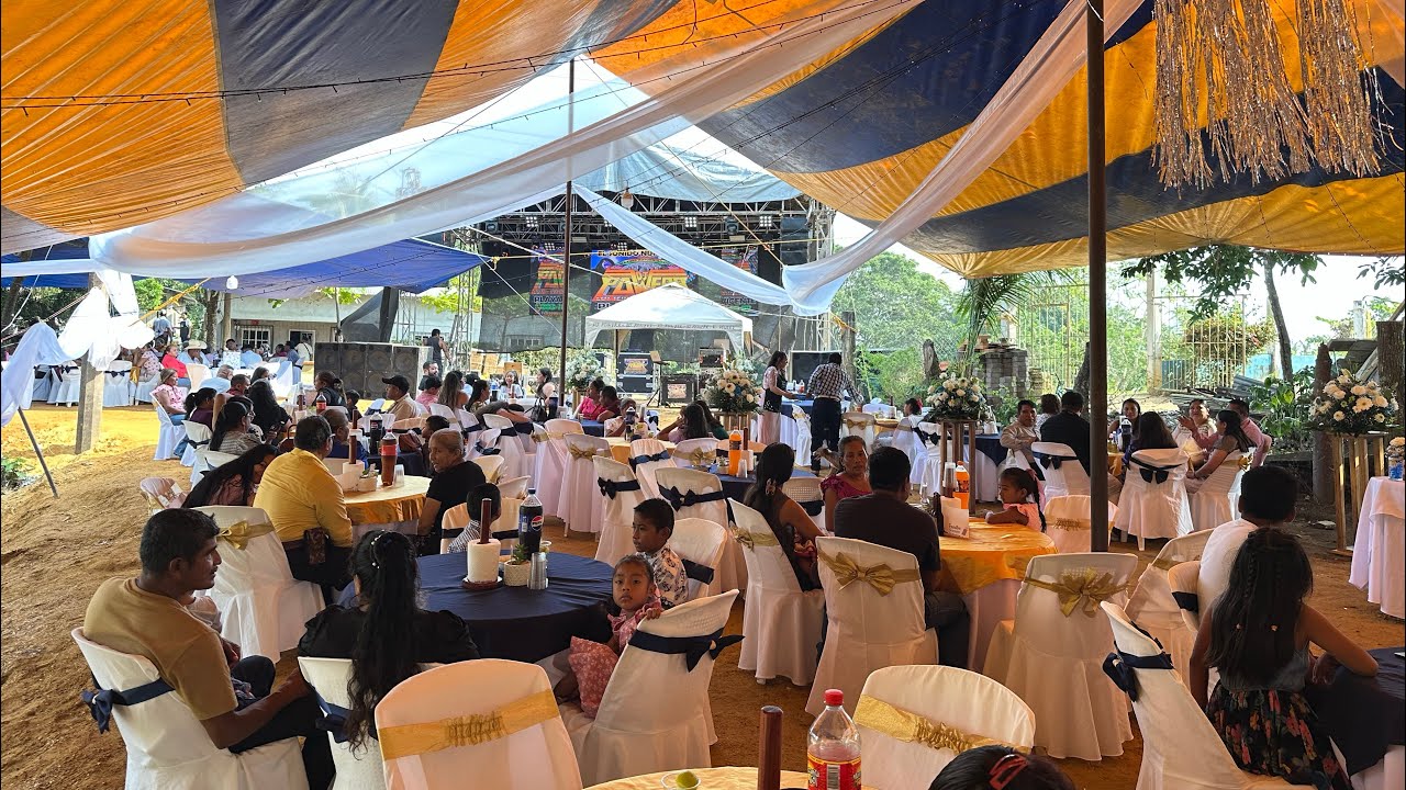 UNA TRADICIONAL BODA 💒 FIESTA 🥳 