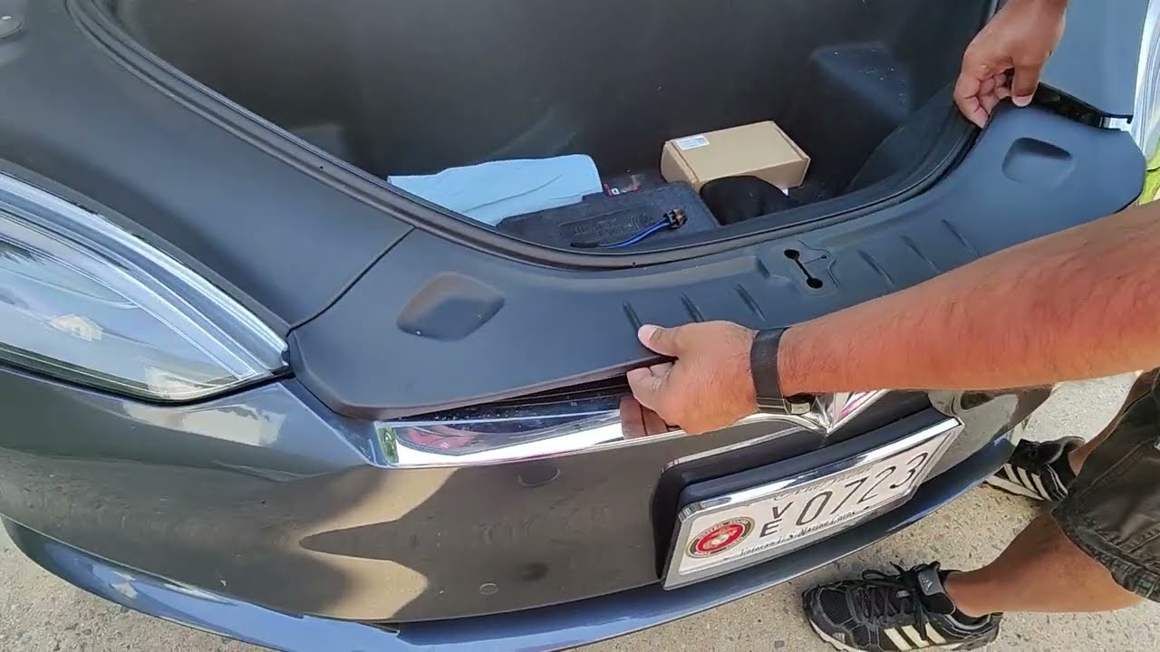 Tesla Model S Front Lighted T badge installation.