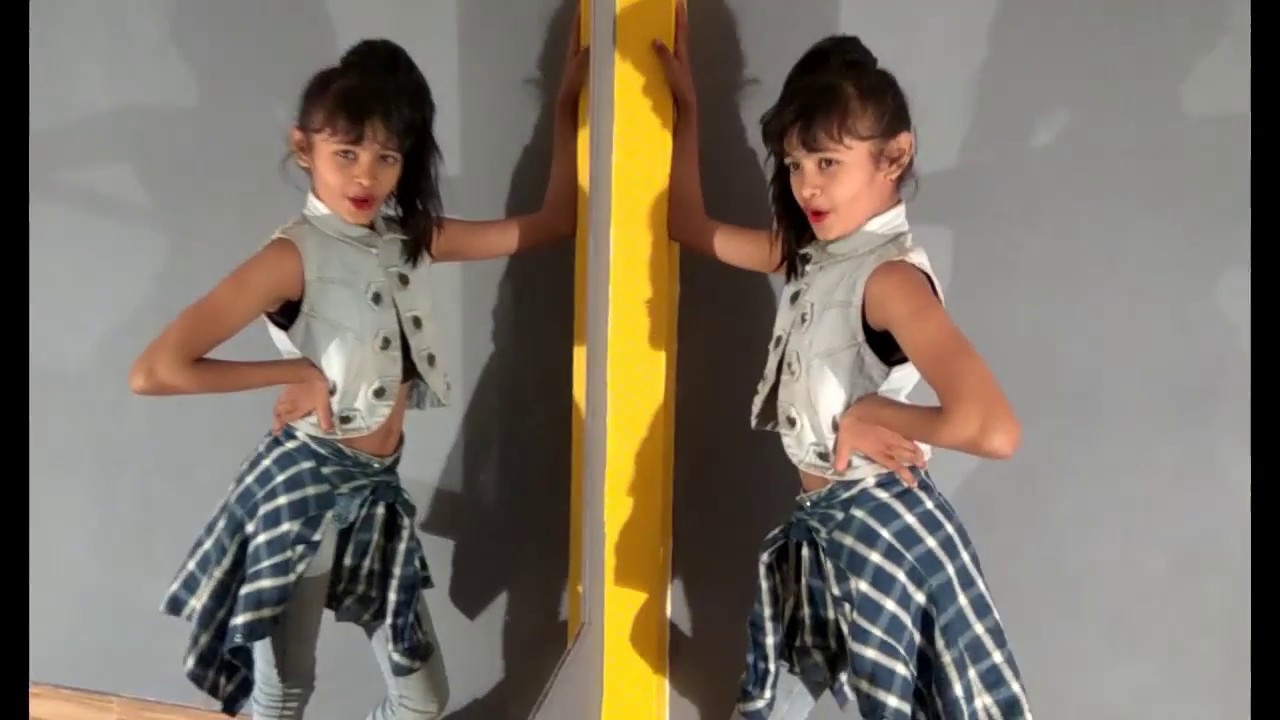 Shakira ! Solo Dance by Vaishnavi Bhalla