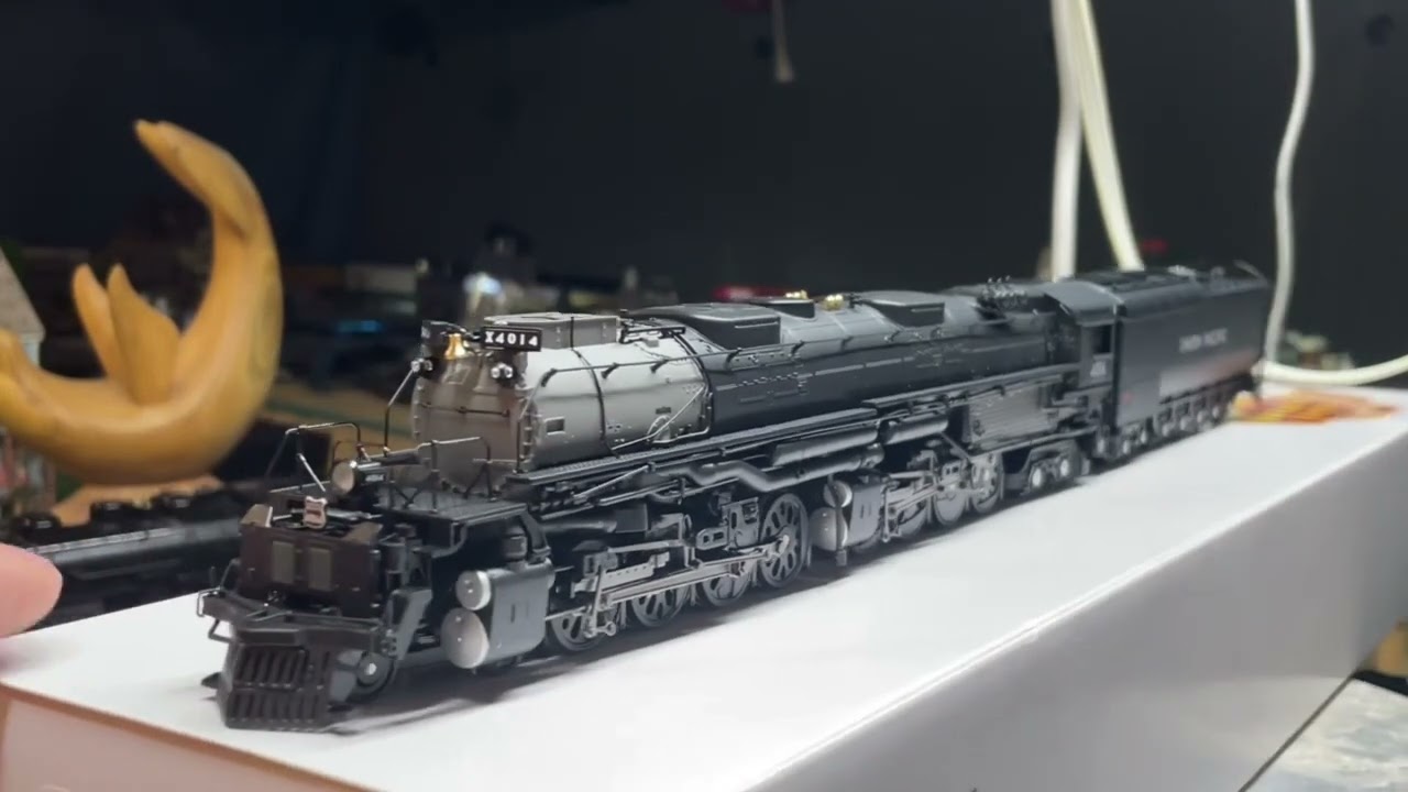 Broadway limited Imports 2025 BIG BOYS 4014 w/PTC and 4018 49ER review