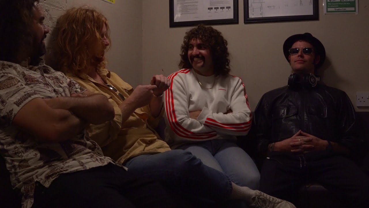 STICKY FINGERS // INTERVIEW WITH VINTAGE SOCIETY
