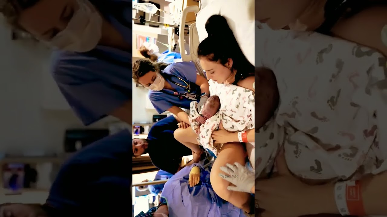 just born baby after birth of baby mom become emotional 😭❤️#baby #doctor #birth #viral