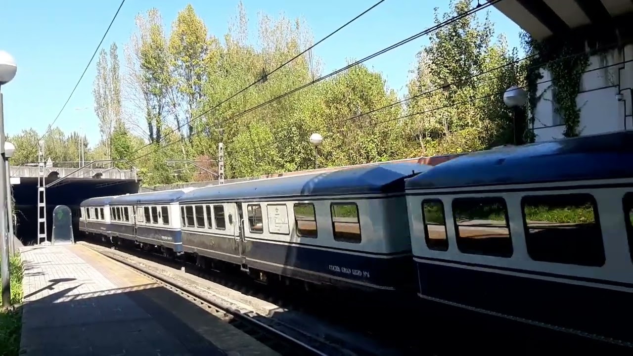 Renfe (Feve) Transcantábrico por Parque Principado