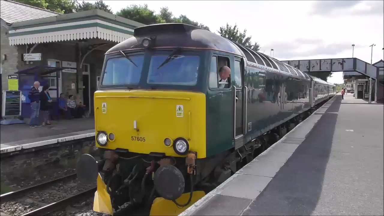 Trains at Truro and Par 25/08/2018