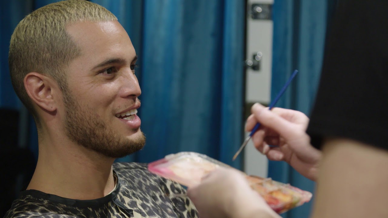 Stan Walker in disguise pranks Panmure Idol