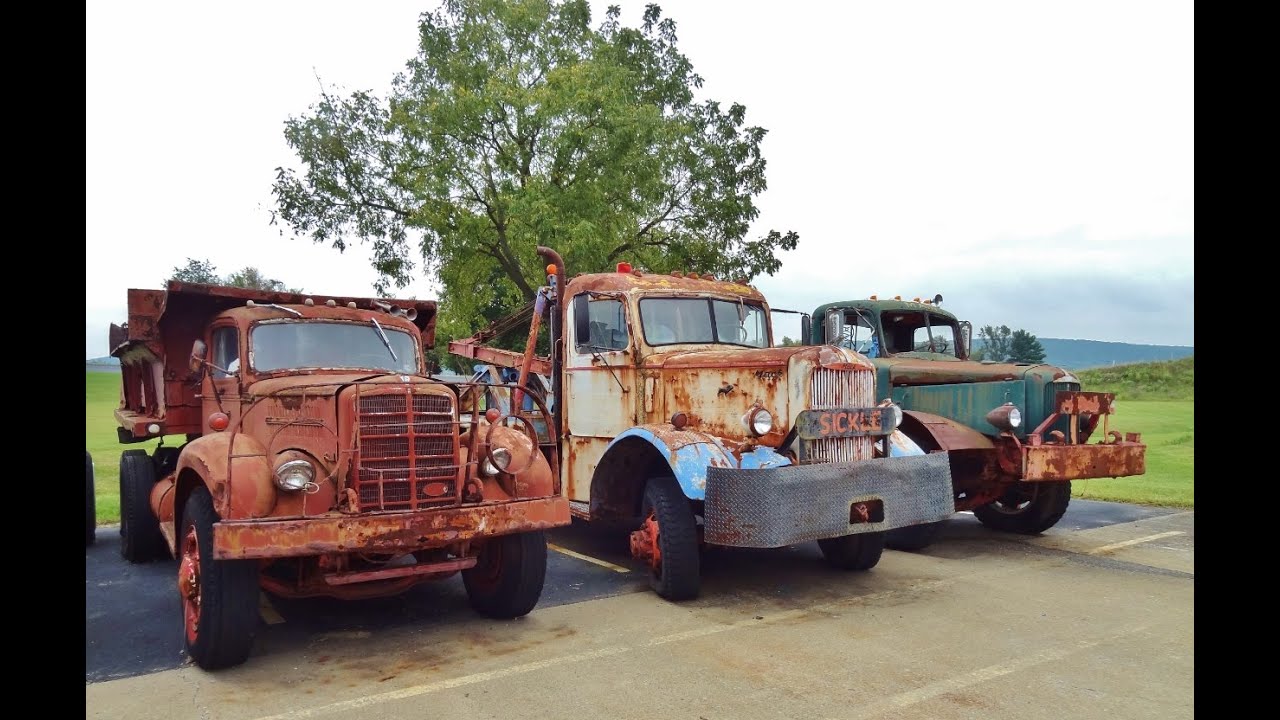 Старые грузовики Mack