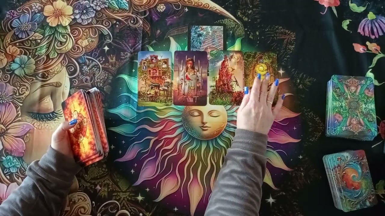 Львы - март 2026