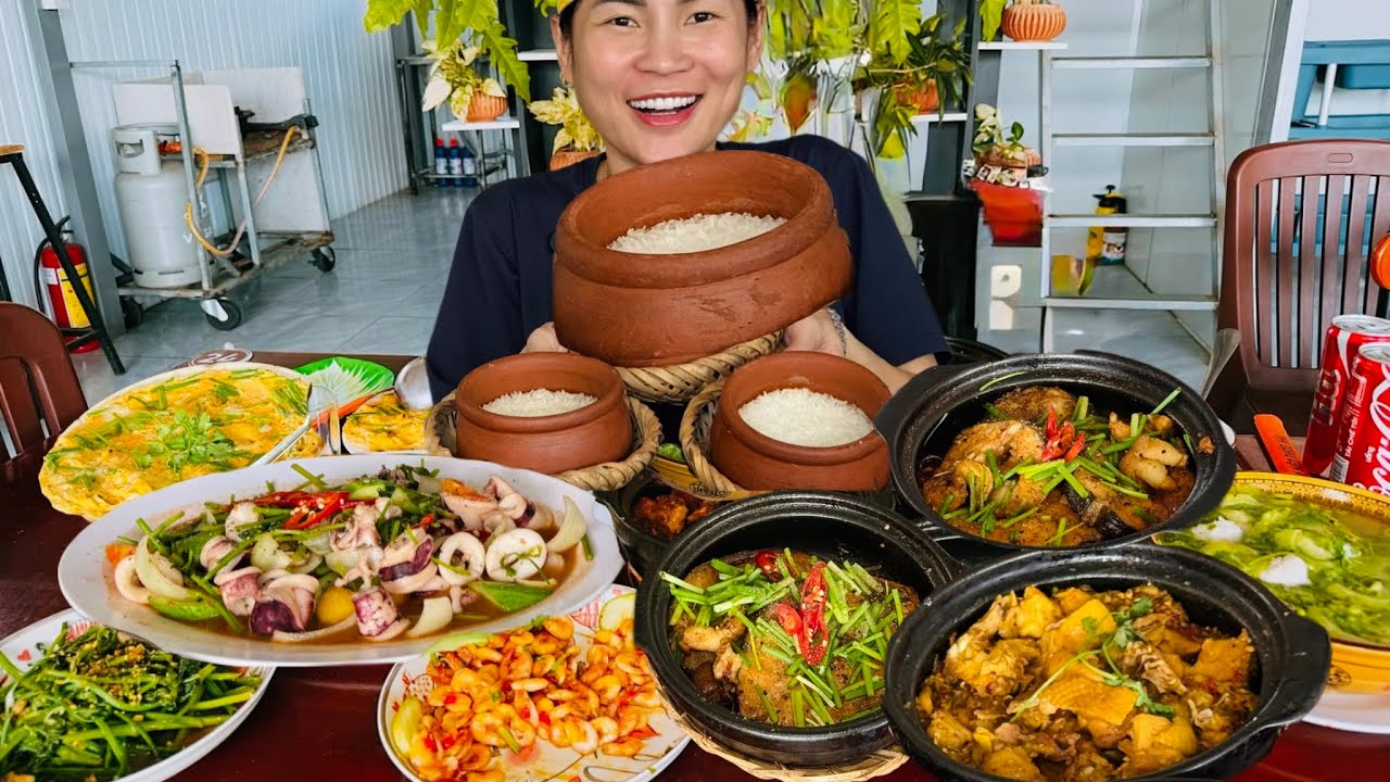 ĐẲNG CẤP THẬT SỰ KHI NGA SUMO GỌI BÀN CƠM GẦN 20 NGƯỜI ĂN 