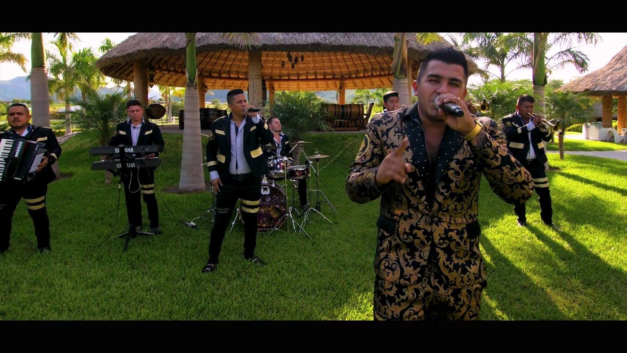 Gerardo Diaz Y Su Gerarquia - El Compa Nike (En Vivo 2018)
