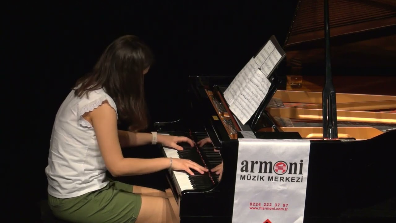 İrem ÇERİT (A Comme Amour-P.Senneville)