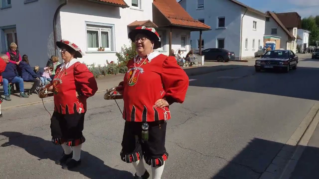 Fanfarenzug Obermarchtal am 28.09.2025 (50Jahre Fanfarenzug Brochenzell) Umzug