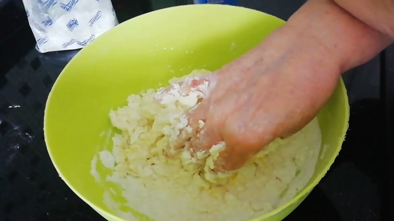 Glutensiz baklava çıtır çıtır ağzımızda dağıldı. Bayıldık. 😁Annannemizin elinden 😘