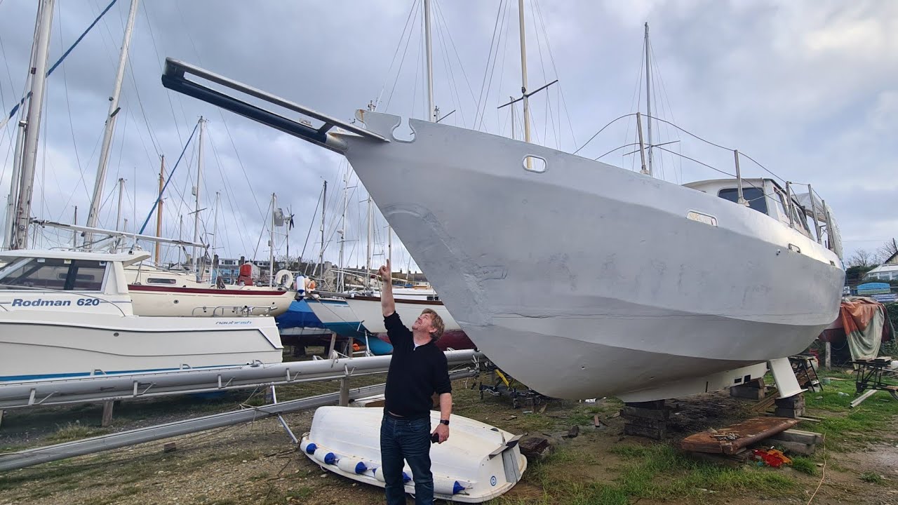 # 70 - Making a new BOWSPRIT!! Rebuilding a STEEL boat⛵⛵