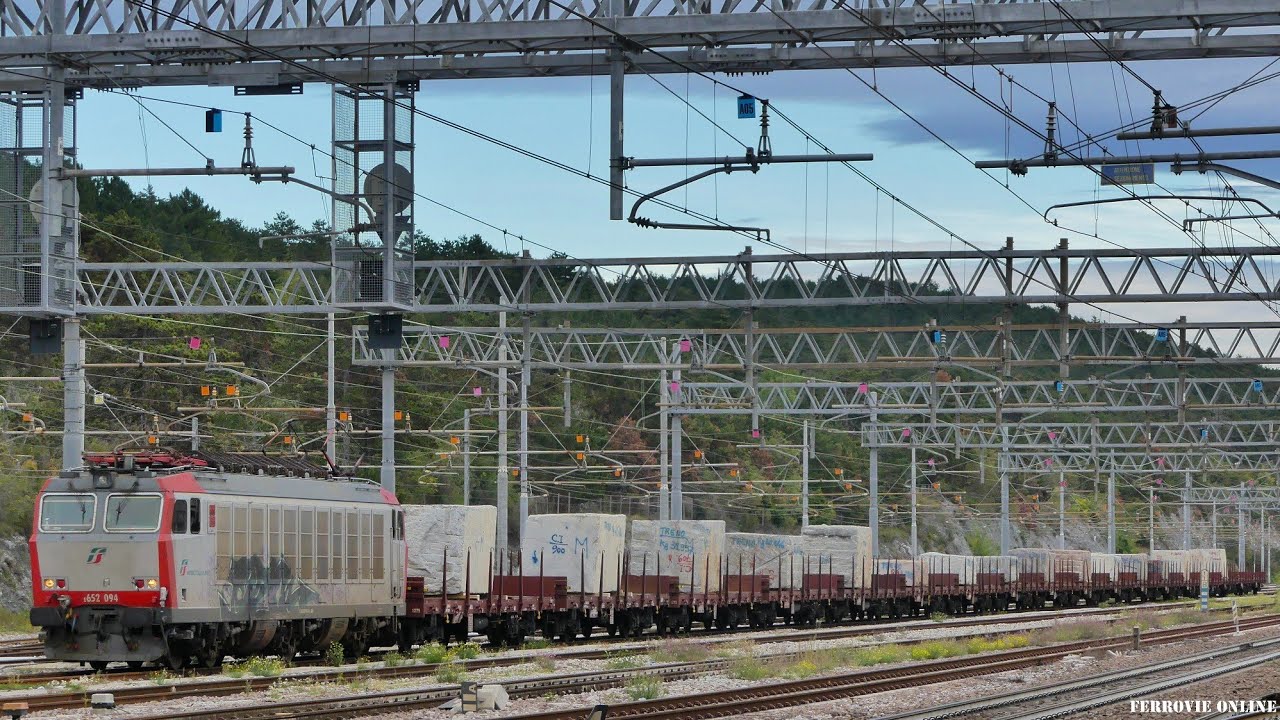 IL NUOVO TRENO MERCITALIA DI MARMO DA MONFALCONE A MASSA ZONA INDUSTRIALE