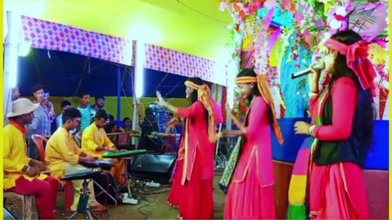 চোঁখ তুলে দেখোনা কে এসেছে মধুর হরিনাম সংকীর্তন 