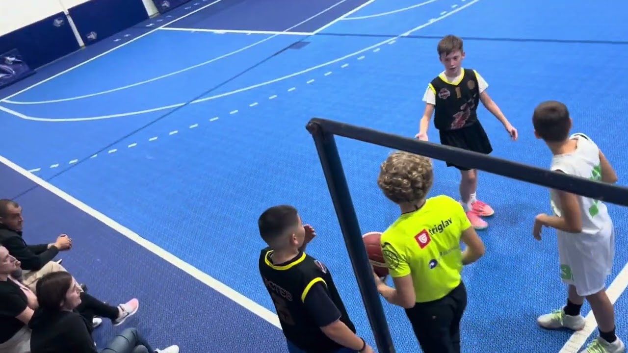 M12 MVP Skopje - Sportisimo 4