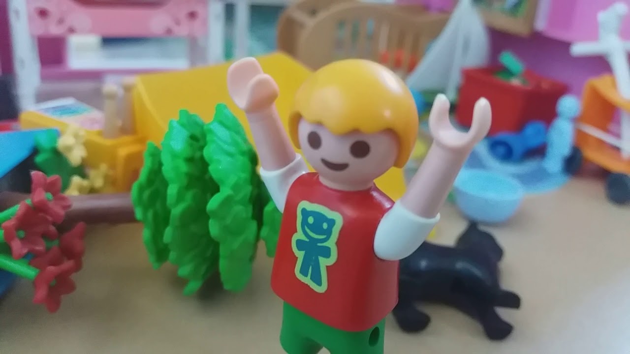 Théo fait du bazar dans la chambre des parent😤😠🛏-playmobil