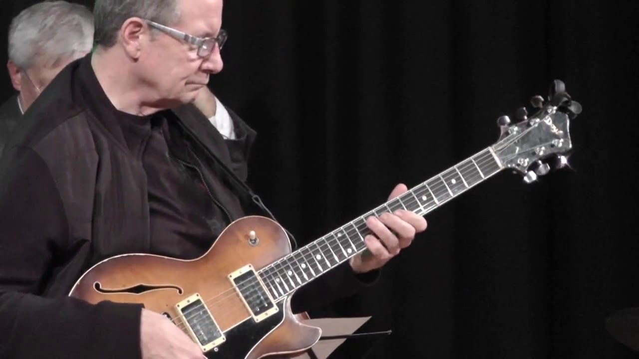 Vic Juris @ The 25th North Wales International Jazz Guitar Weekend - Shadow Of You Smile