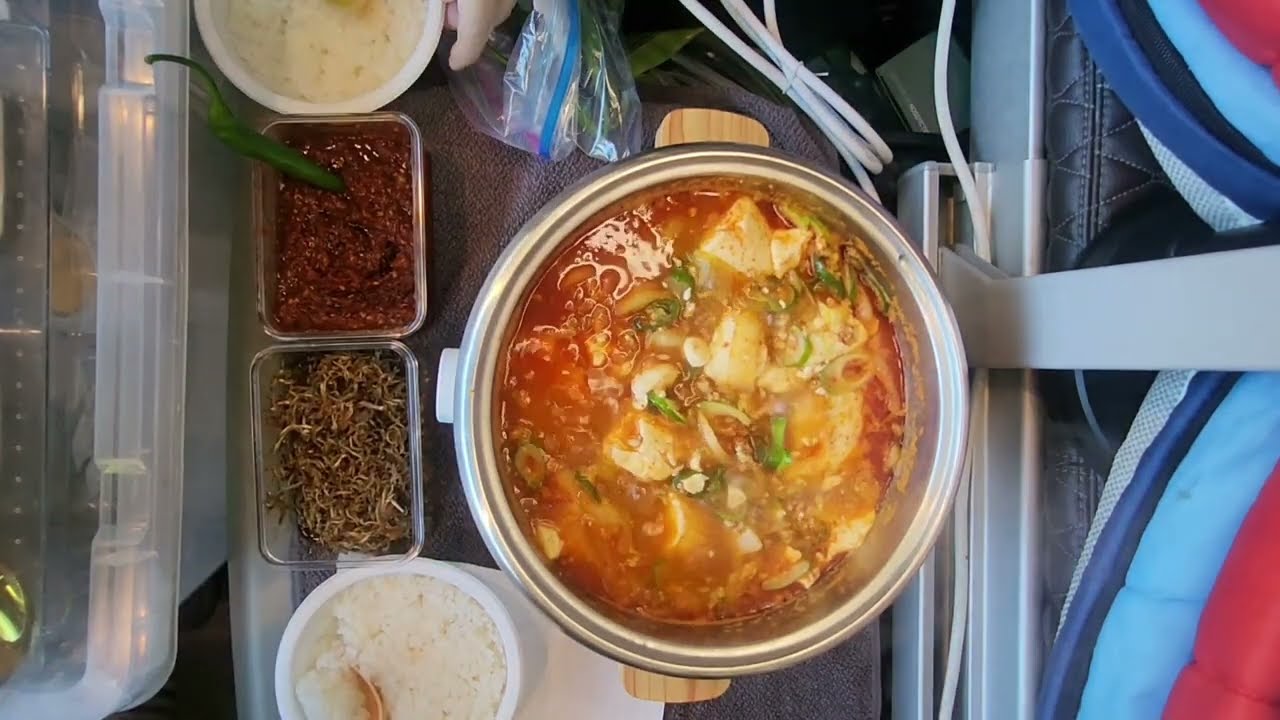 25톤화물차에서 끓여먹은 순두부찌개(2025년12월1일)