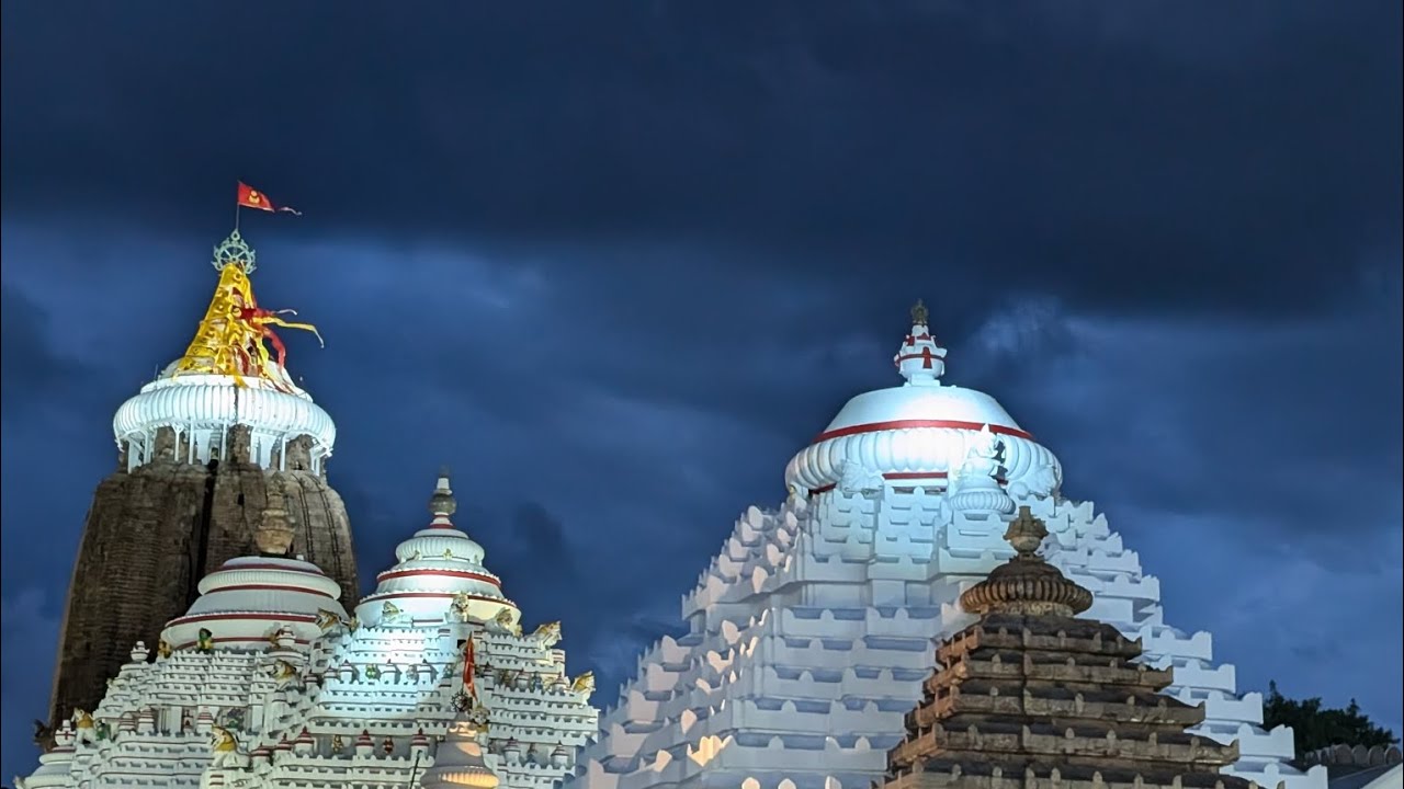 Puri Jagannath temple Flag Change Ritual ❤️|| Must Watch till the end 😍 || Devine Moment 🌺