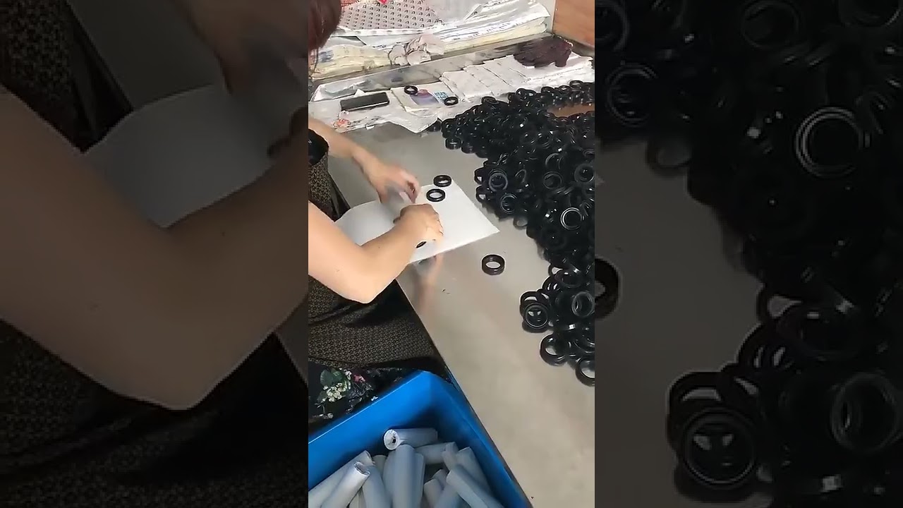 Customized Double Lips FKM Silicone Rubber Lip Seal