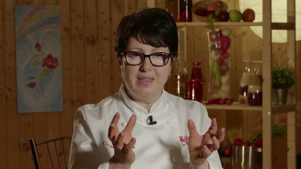 Lady Chef Cornelia Ghișoi ne explică de ce puiul trebuie să-l gătim cat mai suculent!