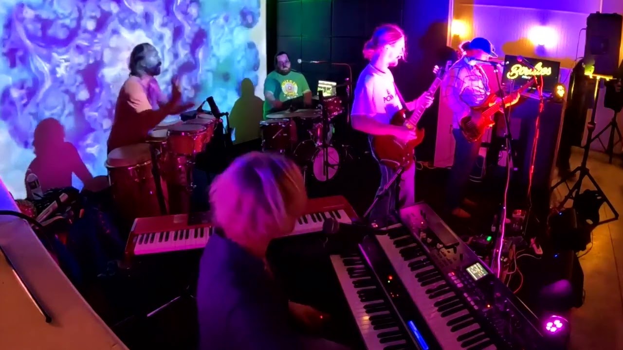Crescent Straw - Ernie & The Band (Live at Birdies)