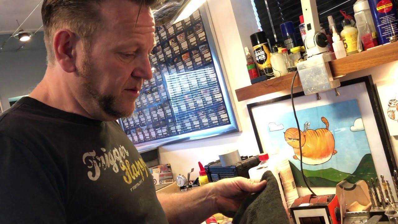 Vlakken en afstellen nieuwe gitaar | Vincent Guitars