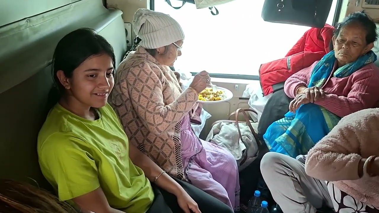 Mathura Bata Farkinda Hamro Train Ko Journey || Mathura To Dooars 🚆 