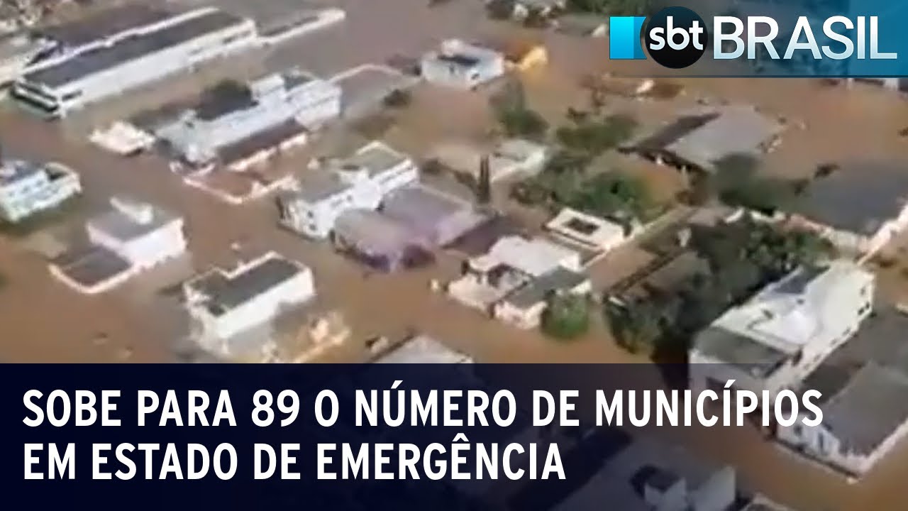 Santa Catarina tem cidade coberta pela água após enchentes | SBT Brasil (10/10/23)