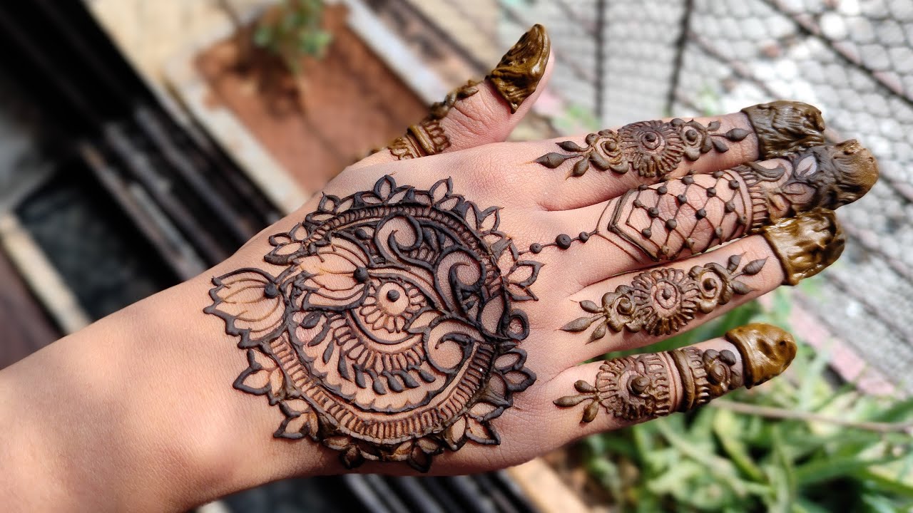 Lotus Mandala mehendi design //latest back hand design //simple and easy lotus design