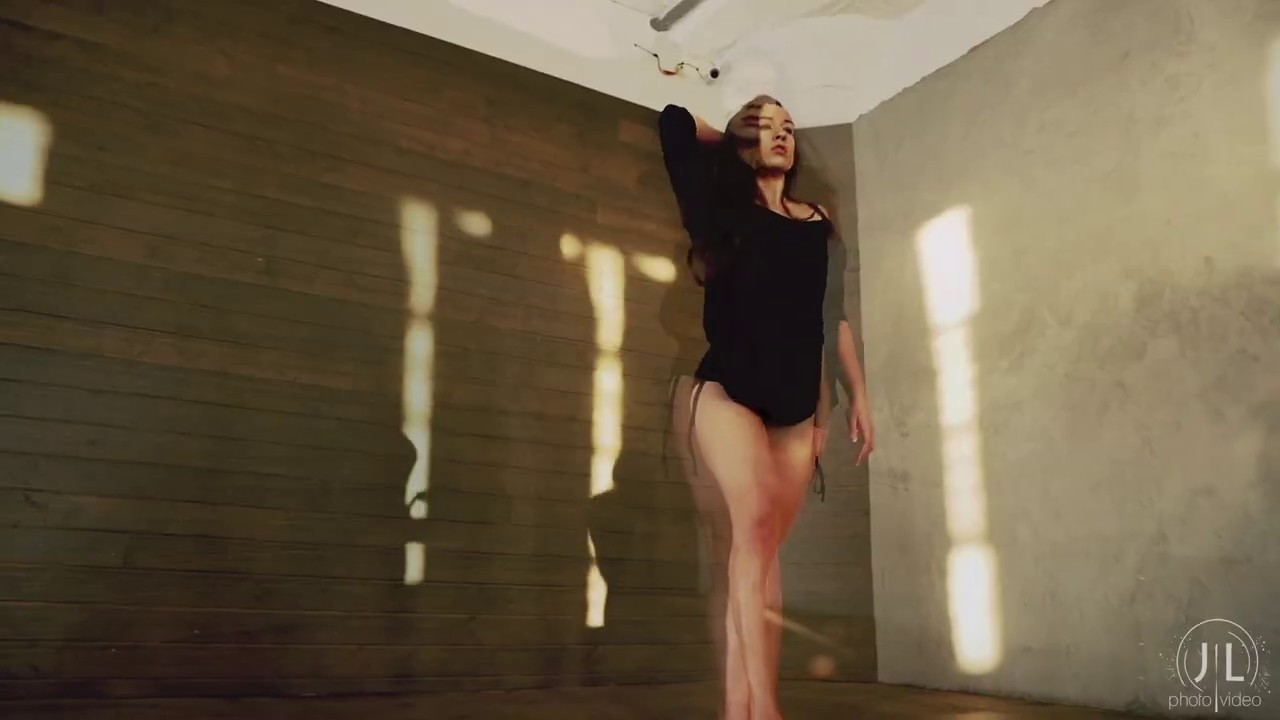 "PAINTING" by Atmosphere - Dance Video