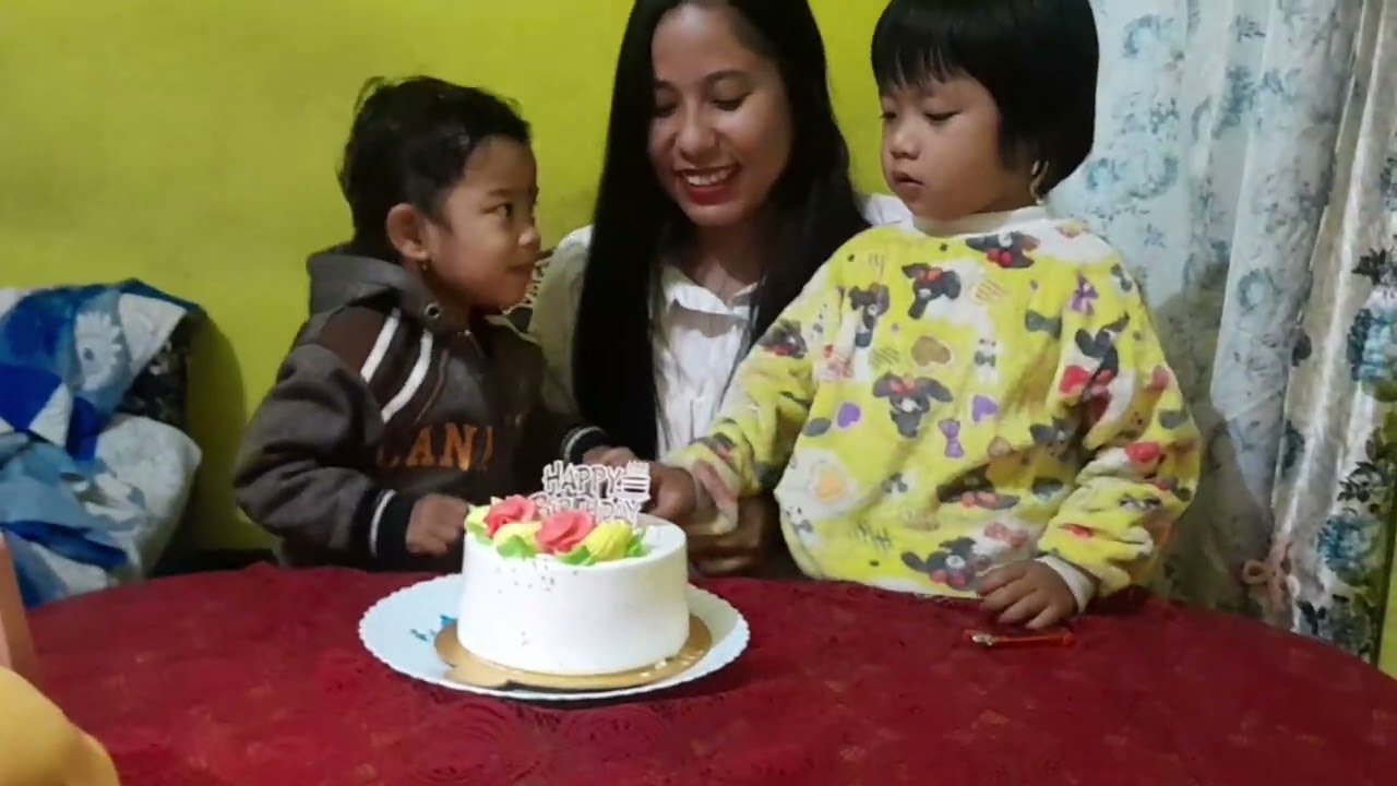 Echannupi gi birth day celebration 🎂🍾🎉 Angangsing na maron ama🥴🤦‍♀️