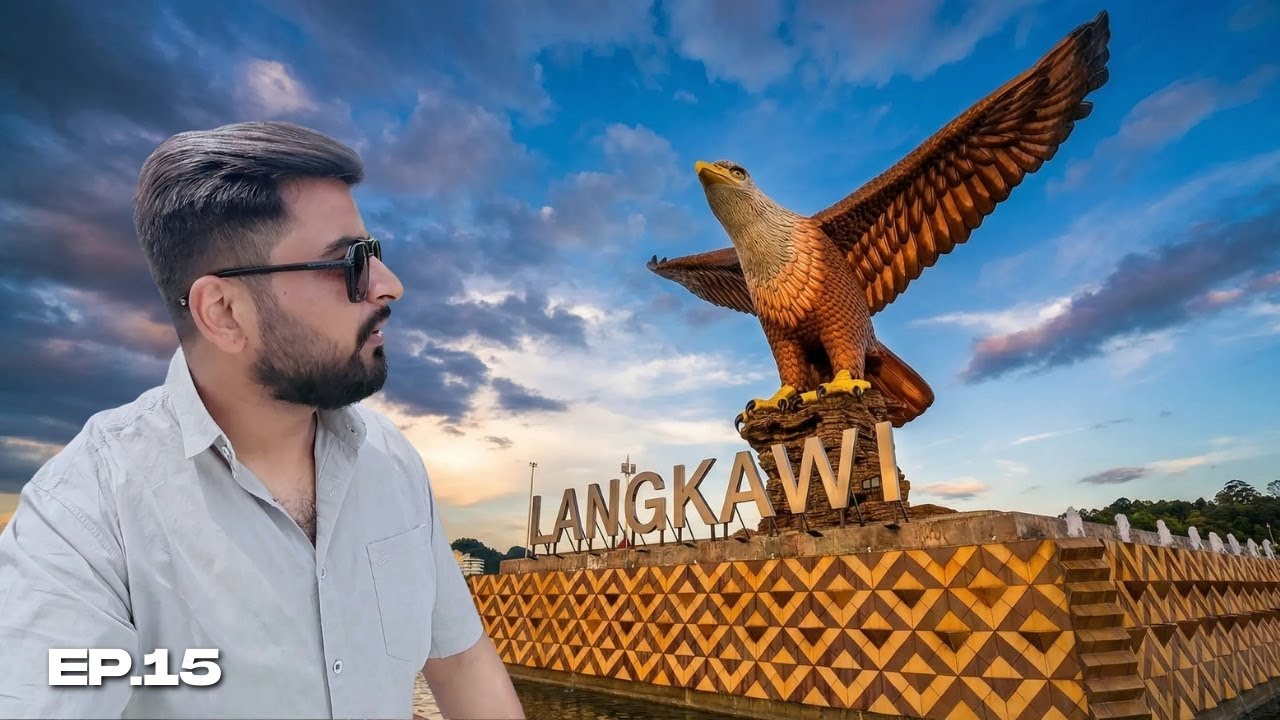 Langkawi Island 🇲🇾 | Walking Around Eagle Square (Dataran Lang) #nomadiczia #travel