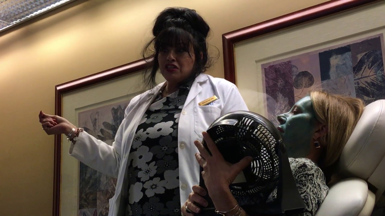 30th Anniversary Gala: Obagi Blue Peel Demonstration