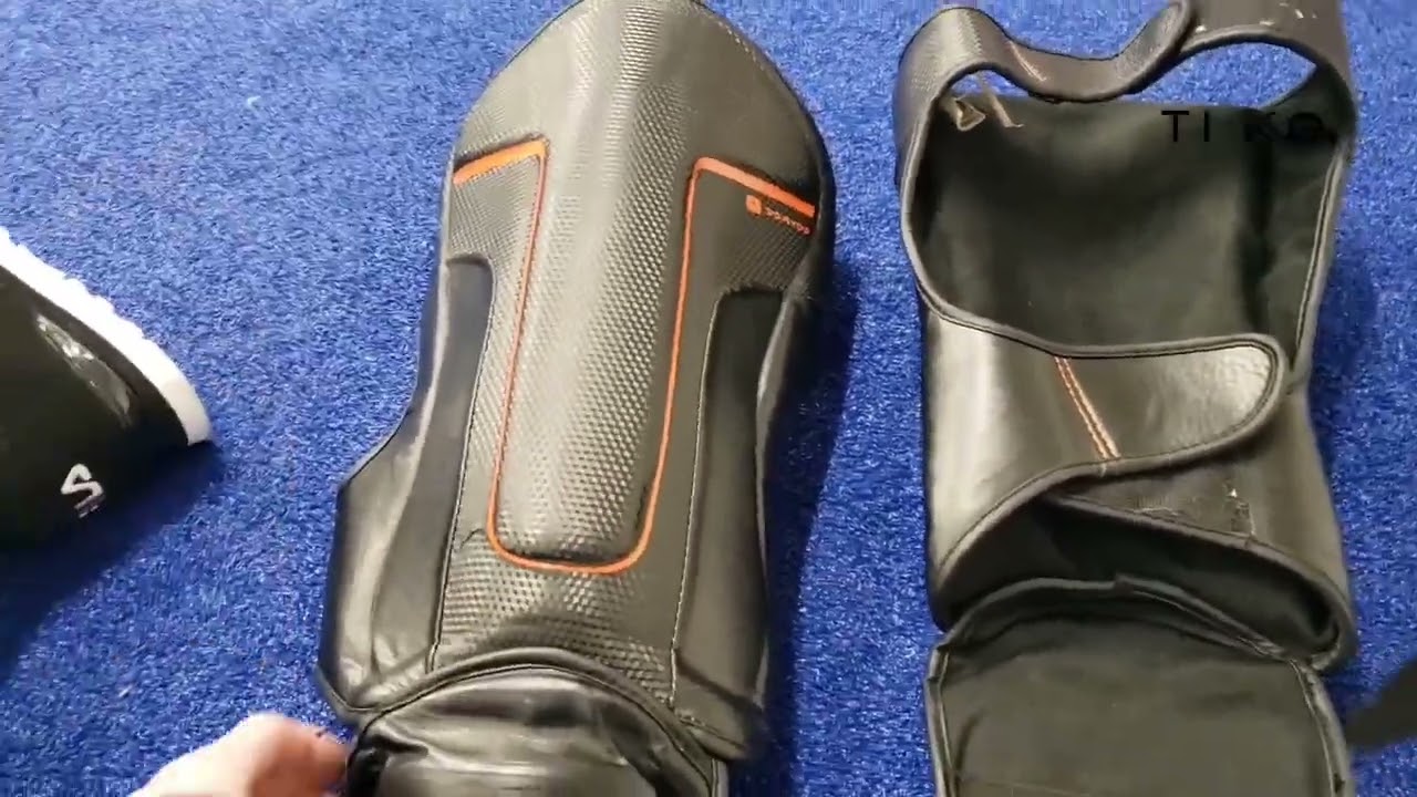 KICKBOXING DOMYOS    DECATHLON OUTSHOCK SHIN PADS