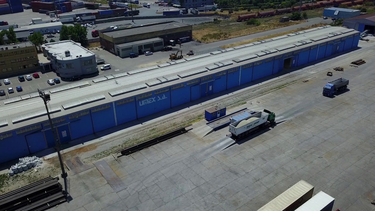 Discharging bulk